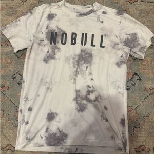 NOBULL Men's Short Sleeve Tee - White and Gray Tie-Dye